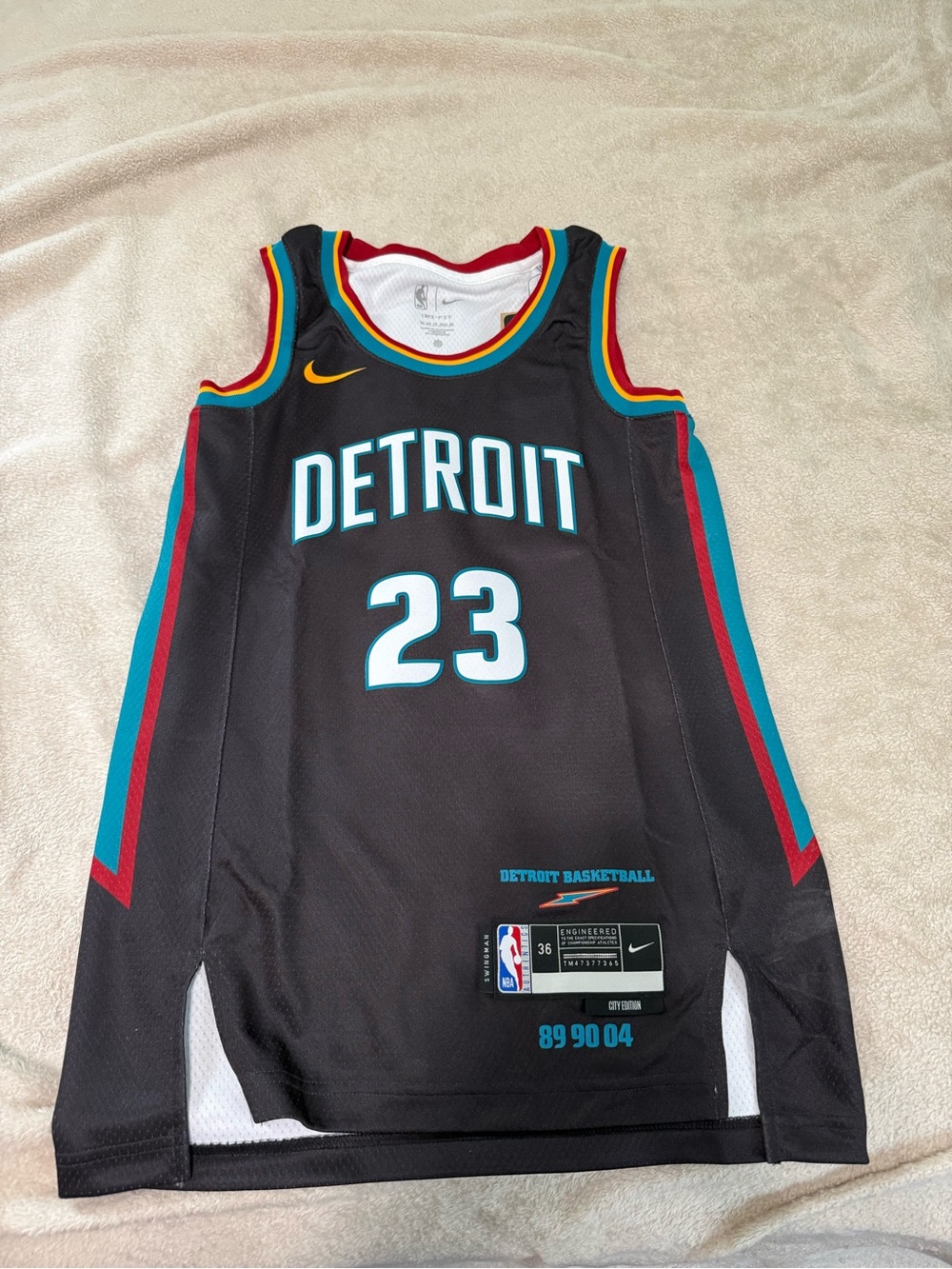 Nike Pistons Dri-FIT Swingman City Edition Jersey Jaden Ivey XS